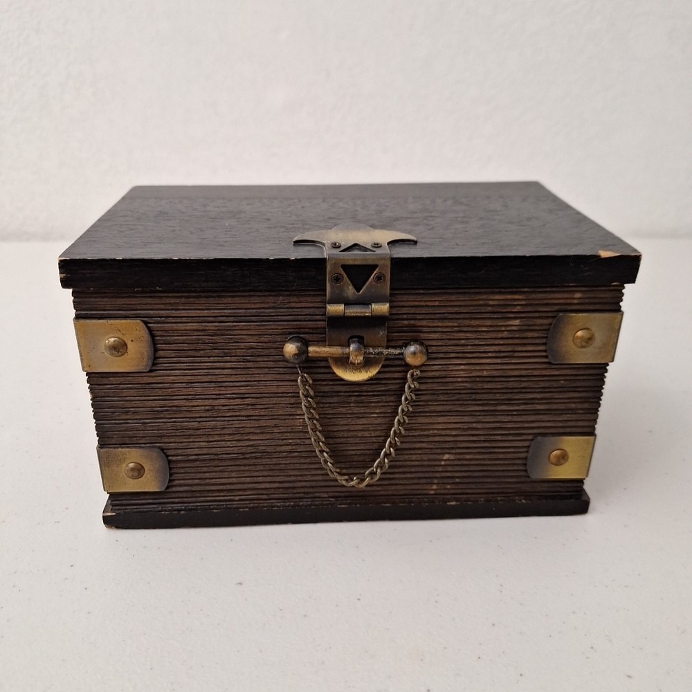 Vintage MCM Wood Brass Jewerly Box Removable Tray Red Velvet Lined 8.5"x5"x5"